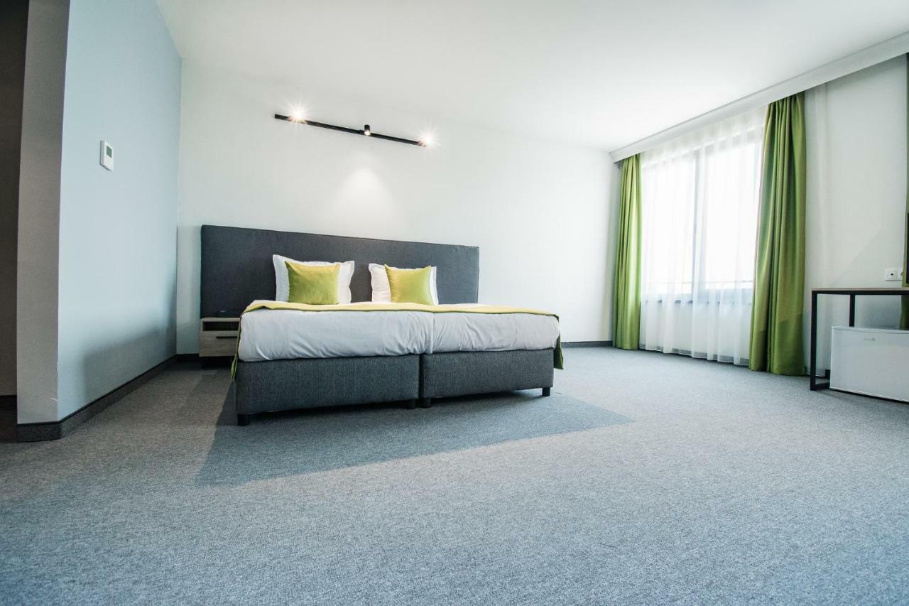 פלובדיב A&M Hotel With Free Parking מראה חיצוני תמונה